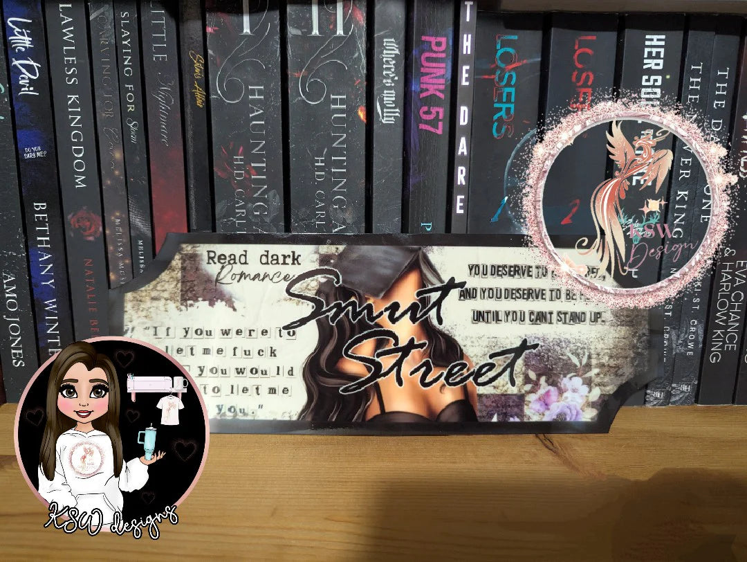 Smut Street Acrylic Shelf Sign – Dark Romance Bookshelf Decor